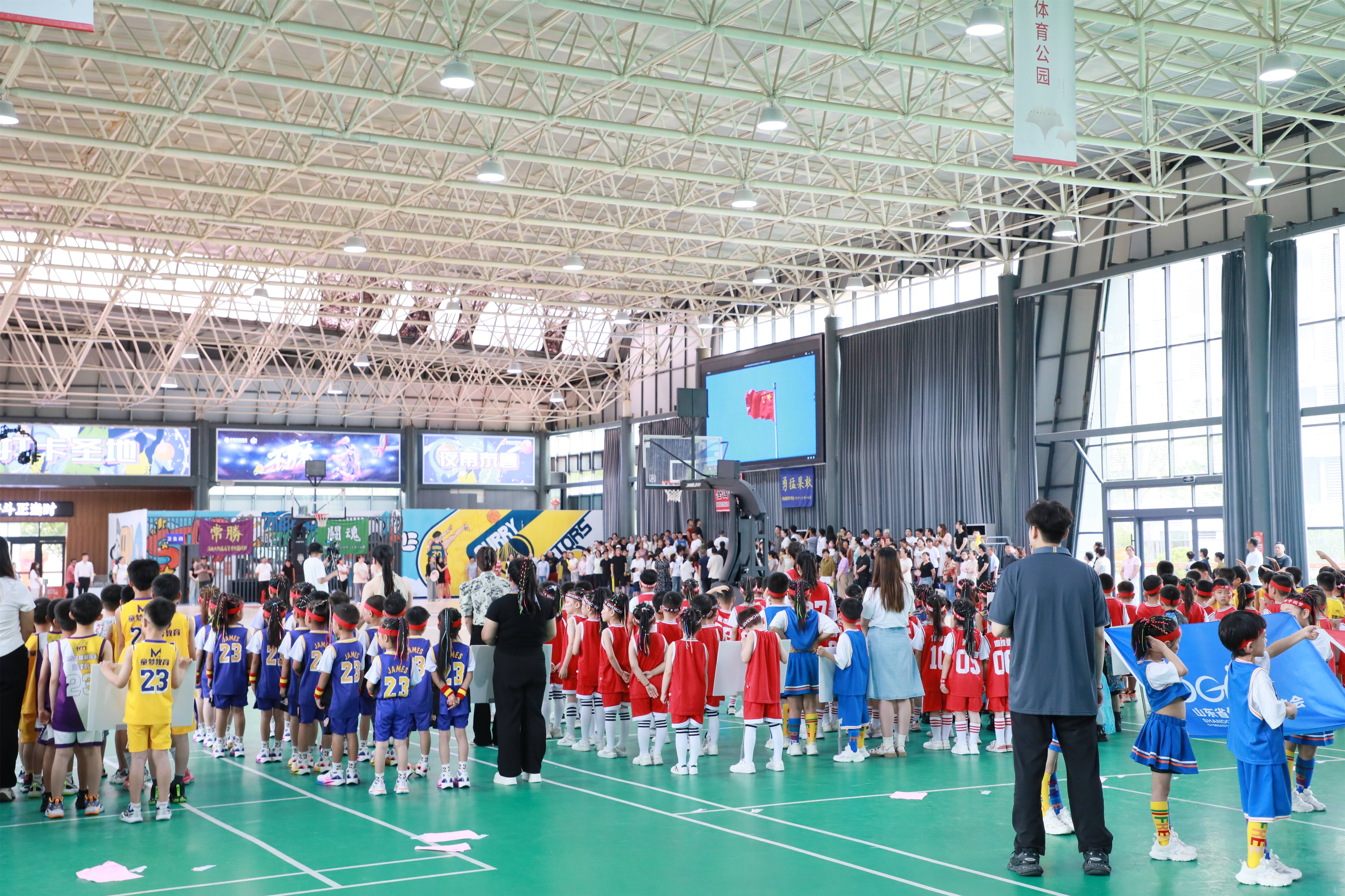 熊猫体育官网最小的4岁最大的8岁 2024山东体操嘉年华系列赛事活动在临沂成功举办(图2)